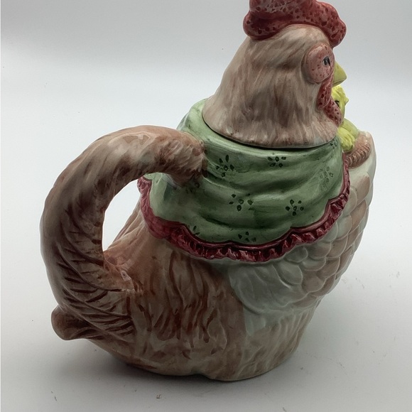 Hen and Chick Ceramic Teapot - Picture 7 of 12